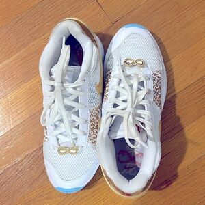 Nike Ja Morant basketball shoes size US 8